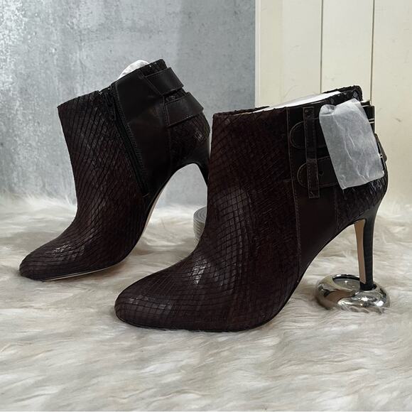 NEW Ann Taylor Leather Classic Buckle High Heel Academia Reptile Ankle Boots 5.5 - Picture 2 of 14